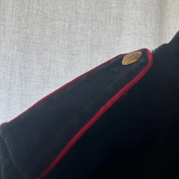 Vintage Ralph Lauren Black Blazer with Gold Buttons - Picture 4 of 10